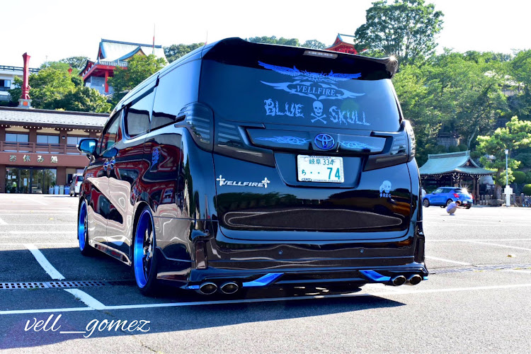 ヴェルファイアの成田山・ドライブに関するカスタム事例の投稿画像3枚目