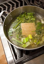 Parmesan Broth was pinched from <a href="http://parmesan.com/recipe/parmesan-broth/" target="_blank" rel="noopener">parmesan.com.</a>