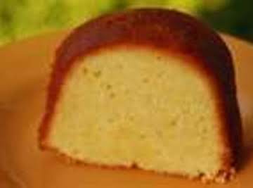 Greg's Pound Cake with Butter Sauce