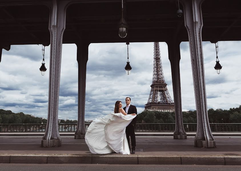 Fotógrafo de casamento Yuliya Pyatkova (yulez). Foto de 29 de setembro 2016