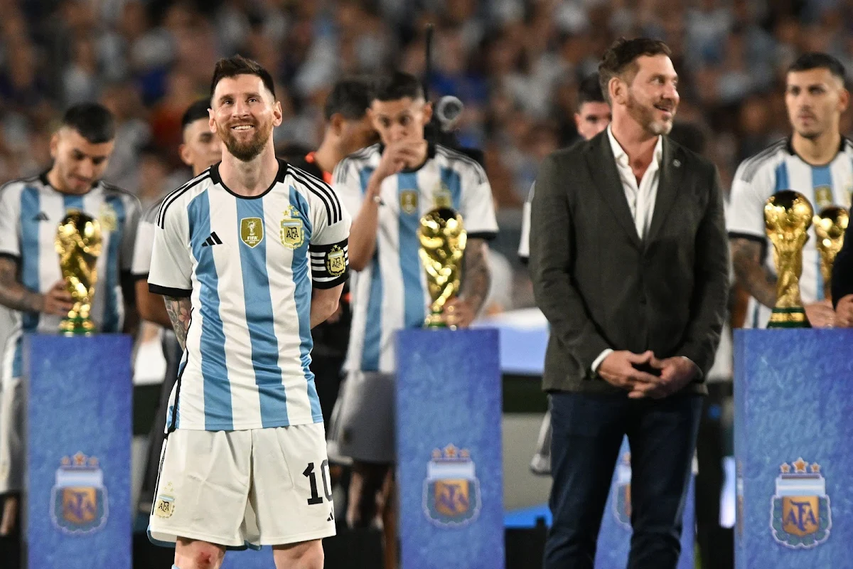 📷 Lionel Messi consacré par la confédération sud-américaine 