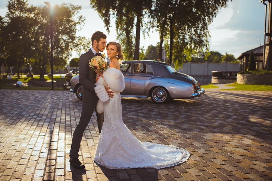 Photographe de mariage Evgeniy Merkulov (paparazzi48). Photo du 30 novembre 2015