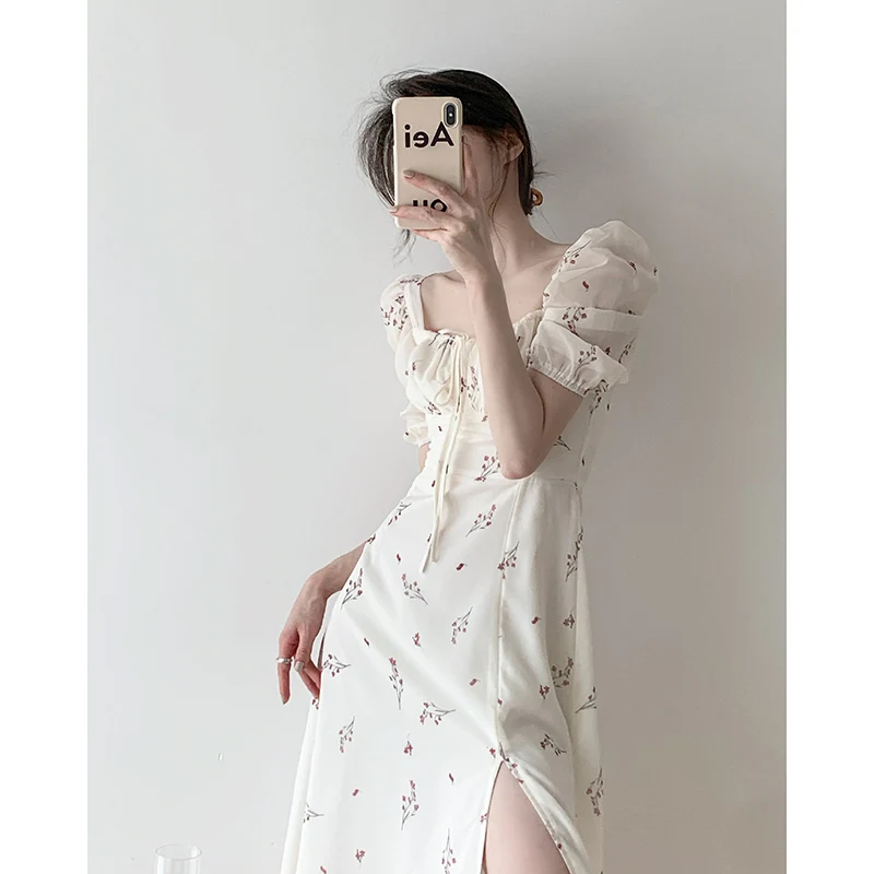 Title 4, Temperament Blumenkleid mit Puffärmeln