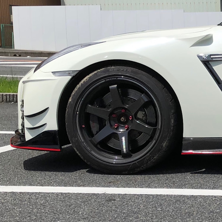 NISSAN GT-Rの車高調・ブレーキローター交換・ニスモ・レッドメモリーに関するカスタム事例の投稿画像3枚目