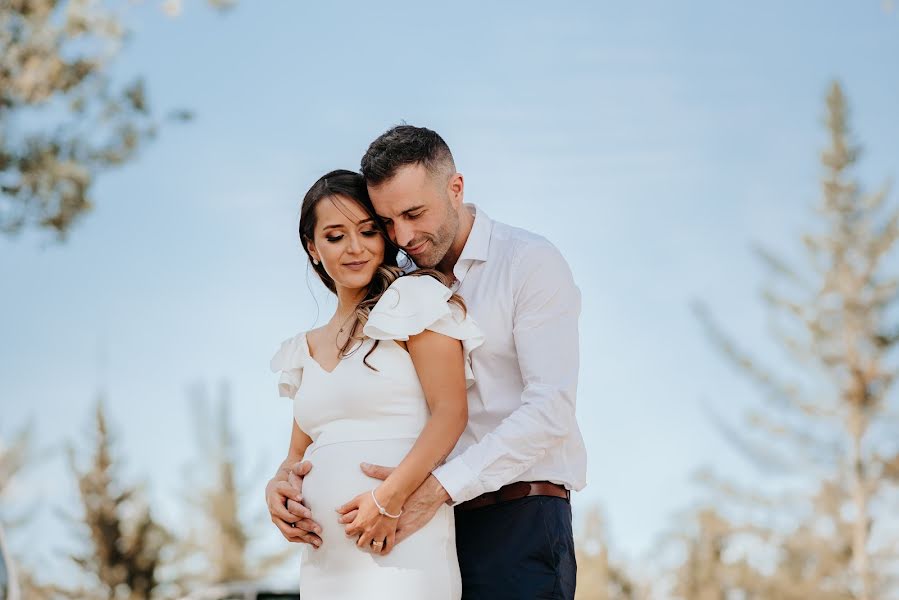 Fotografo di matrimoni Kari Sarmiento (karirousph). Foto del 3 ottobre 2019