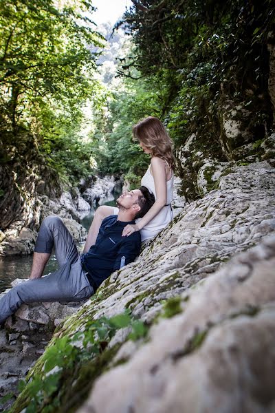 Fotógrafo de casamento Grishaeva Nadezhda (greenadeen). Foto de 19 de junho 2016