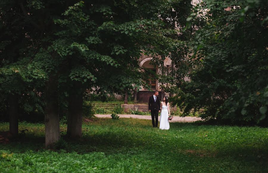 Fotógrafo de casamento Aleksey Lyapnev (lyapnev). Foto de 9 de fevereiro 2020