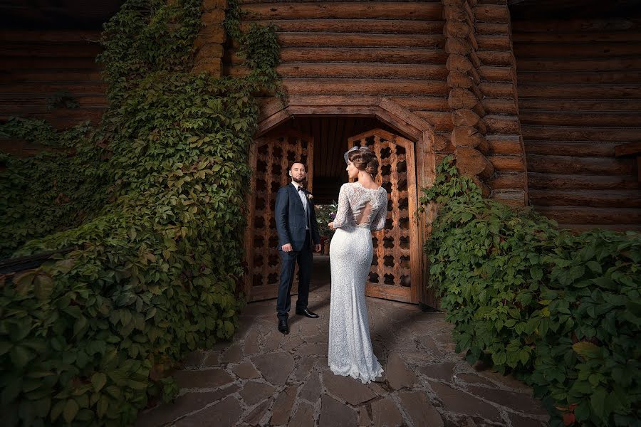 Wedding photographer Timofey Bogdanov (pochet). Photo of 11 September 2015