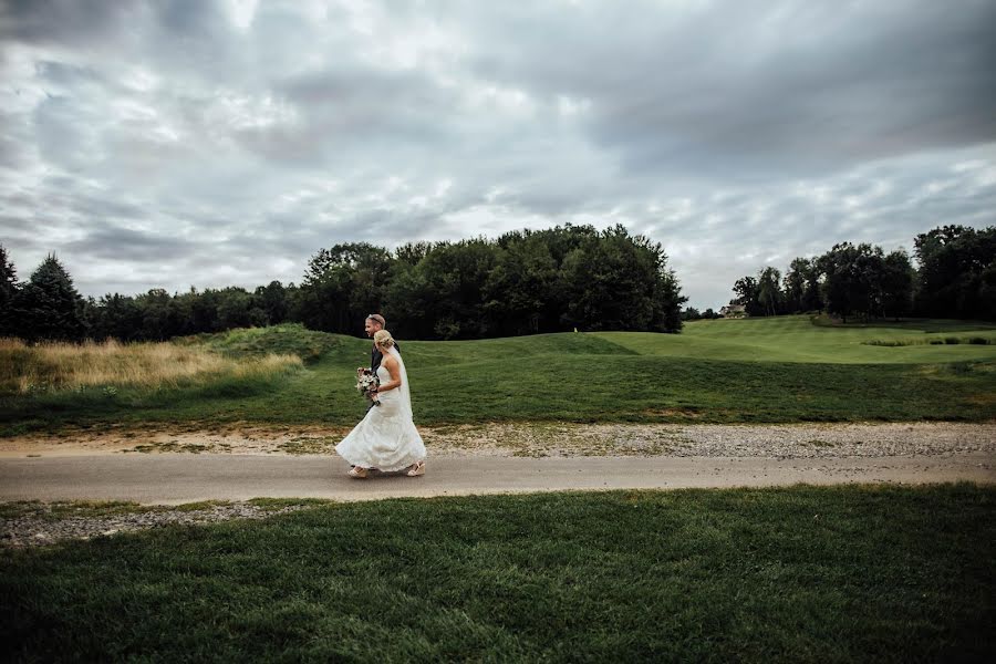 Fotografo di matrimoni Christina Rosario (christinarosari). Foto del 3 maggio 2022