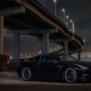 NISSAN GT-R R35