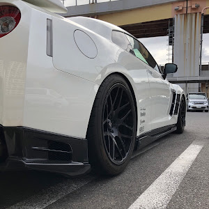 NISSAN GT-R R35