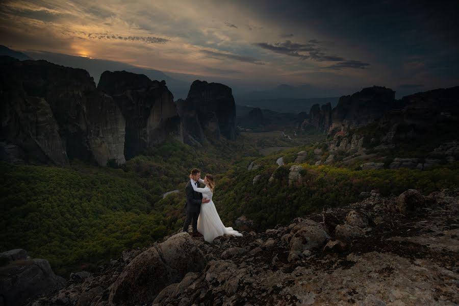 Wedding photographer Tomasz Bakiera (tomaszbakiera). Photo of 6 April 2019