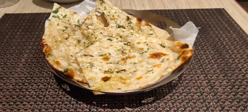 Butter Garlic Naan