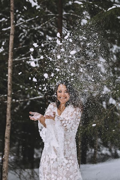 Vestuvių fotografas Elena Uspenskaya (wwoostudio). Nuotrauka 2019 balandžio 13