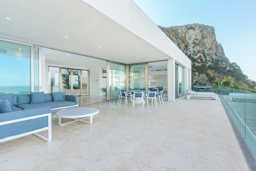 Maison avec piscine et jardin 2