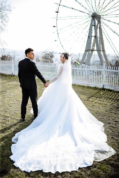 Fotografo di matrimoni Syymyk Apizov (phsyimyk). Foto del 1 aprile 2023