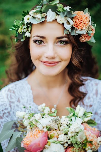 Fotógrafo de casamento Alina Gevondova (alinagevondova). Foto de 25 de maio 2016