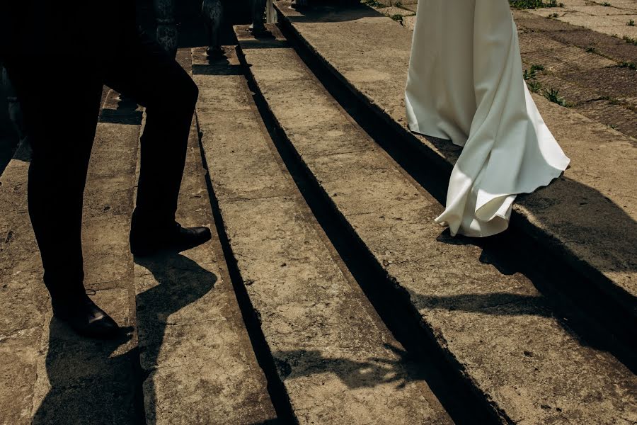 Fotógrafo de casamento Nazariy Slyusarchuk (photofanatix). Foto de 16 de junho 2019