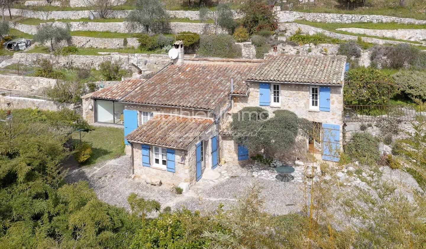 House with pool and garden Le Bar-sur-Loup