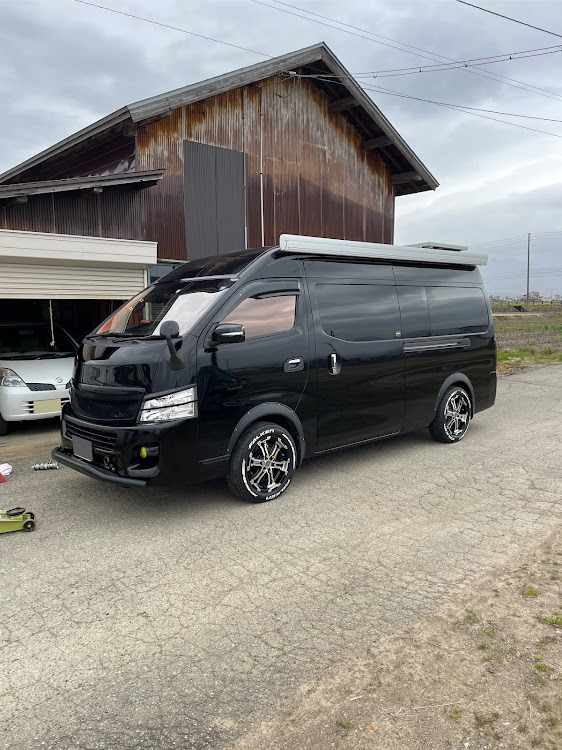 NV350キャラバンのフューエルフィルター交換・スタビライザー交換・ブレーキパッド交換・ブッシュ交換・ショックアブソーバー交換に関するカスタム事例の投稿画像1枚目
