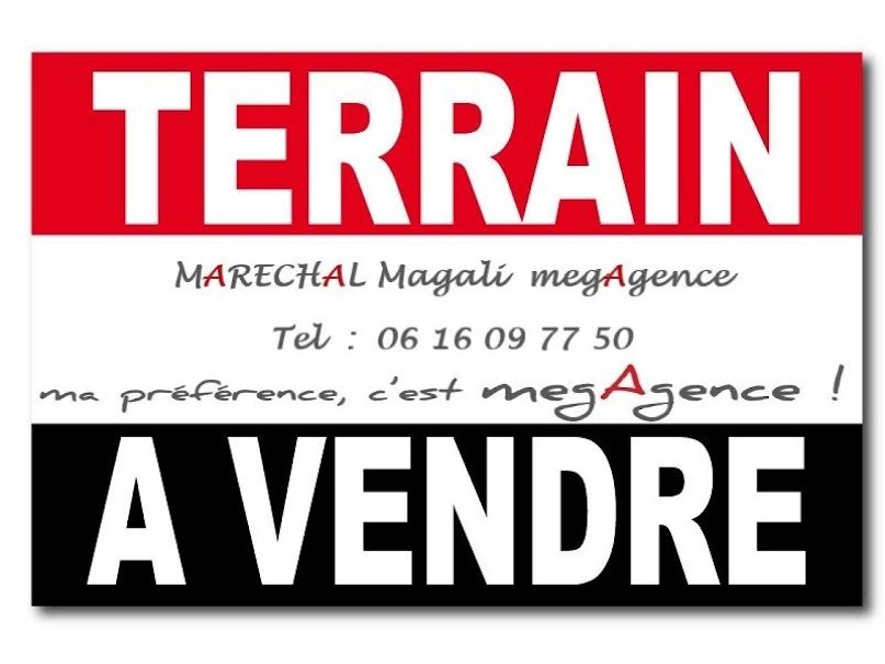 Vente terrain  831 m² à Moras-en-Valloire (26210), 70 000 €