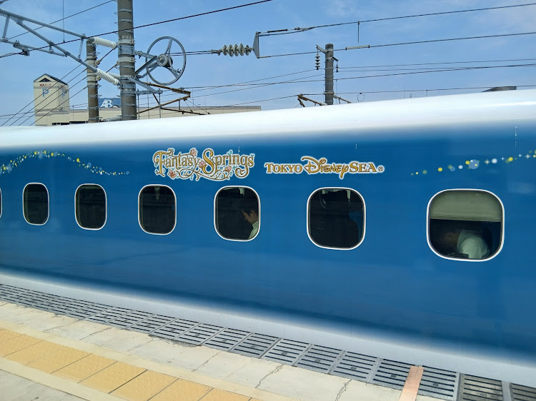 SAIのトヨタSAI・新幹線・三河安城駅・ファンタジースプリングス・孫とお出かけに関するカスタム事例の投稿画像7枚目