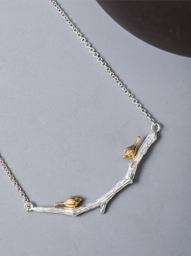 Title 9, Net Red Bird Pendant Clavicle Chain