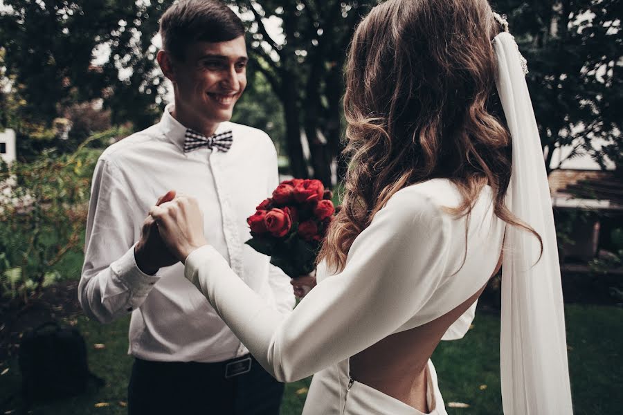 Fotografo di matrimoni Denis Polulyakh (poluliakh). Foto del 21 febbraio 2016