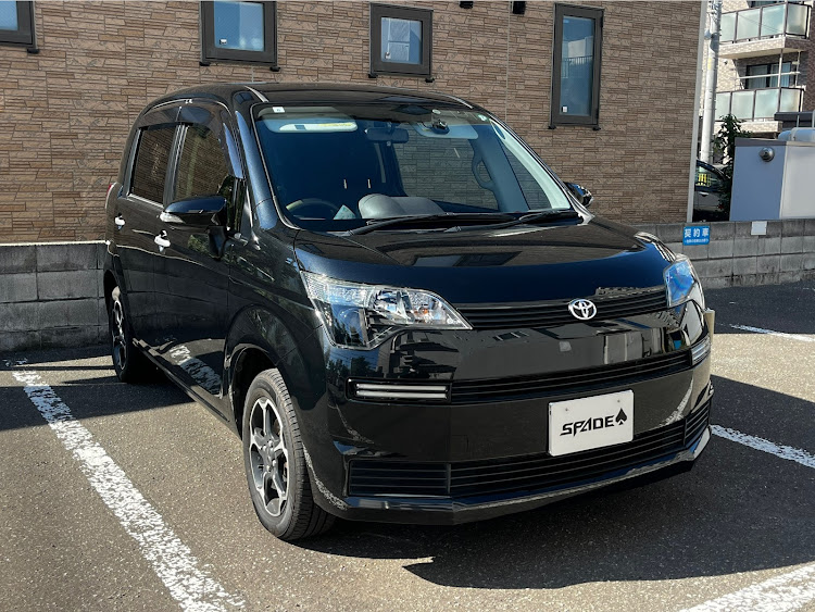 スペイドのスペイド・ncp145・ステッカー・メルカリで買える・みんなも貼ろうに関するカスタム事例の投稿画像1枚目
