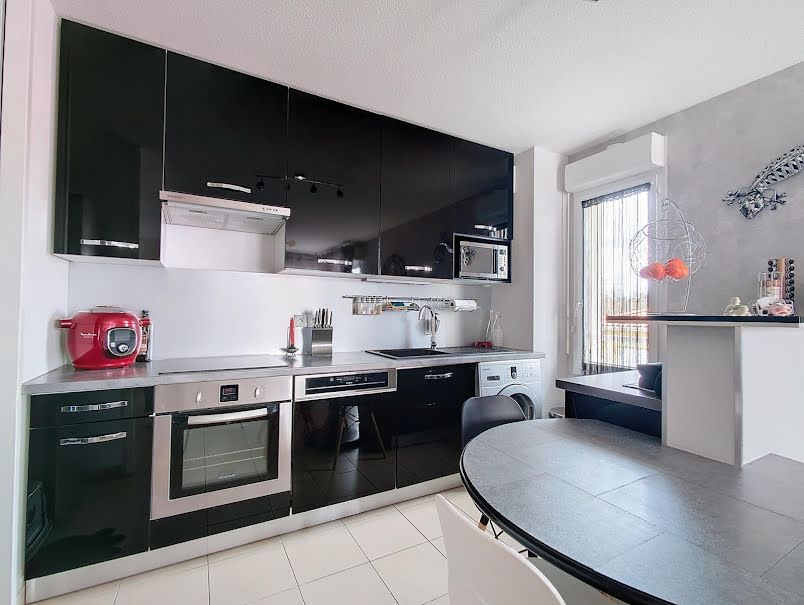 Vente appartement 3 pièces 62 m² à Belin-Béliet (33830), 190 000 €