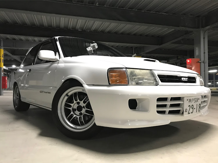 スターレットのみんなでつくろうホイール図鑑・ENKEI・RPF-1・軽量ホイールに関するカスタム事例の投稿画像1枚目
