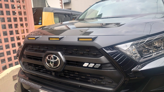 本物！　Taco vinyl グリルバッジ クラッシック　RAV4 ヤリス