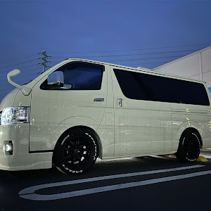 ハイエースバン TRH200V