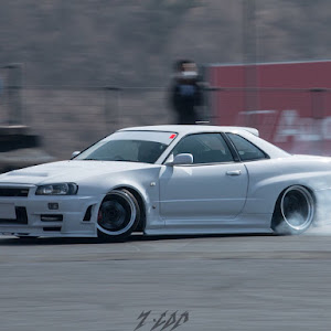 スカイライン R34