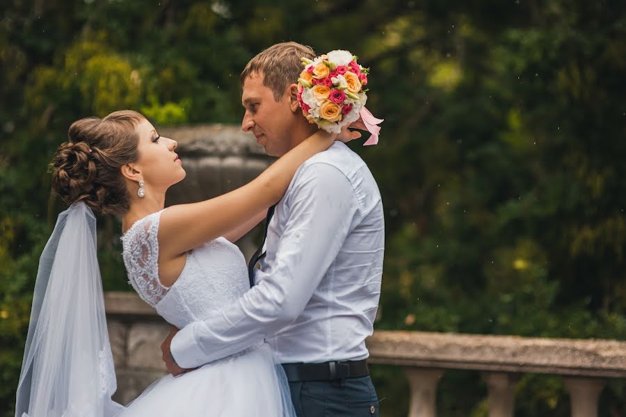 Photographe de mariage Oleg Smolyaninov (smolyaninov11). Photo du 11 octobre 2017