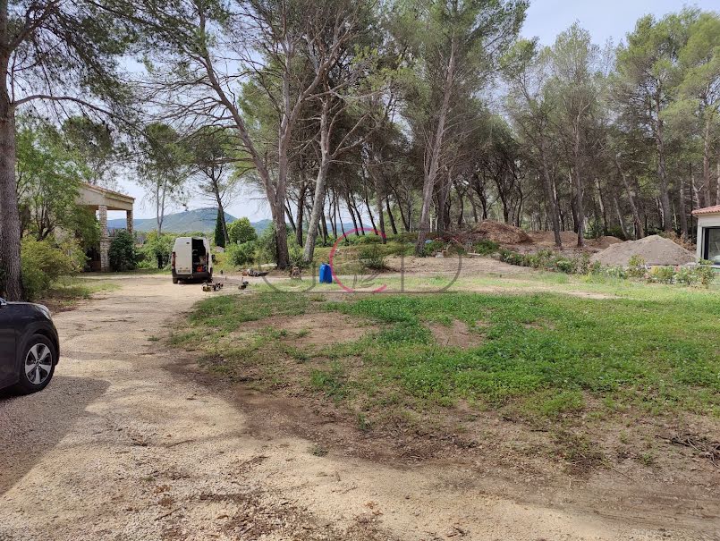 Vente terrain  850 m² à Aix-en-Provence (13090), 460 000 €