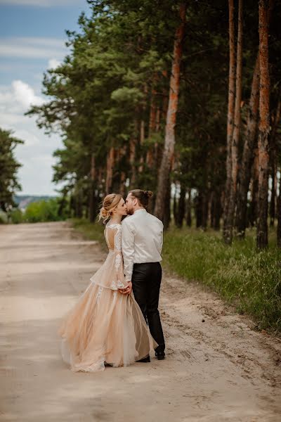 Fotógrafo de casamento Diana Voznyuk (dianavoznyuk). Foto de 12 de julho 2021