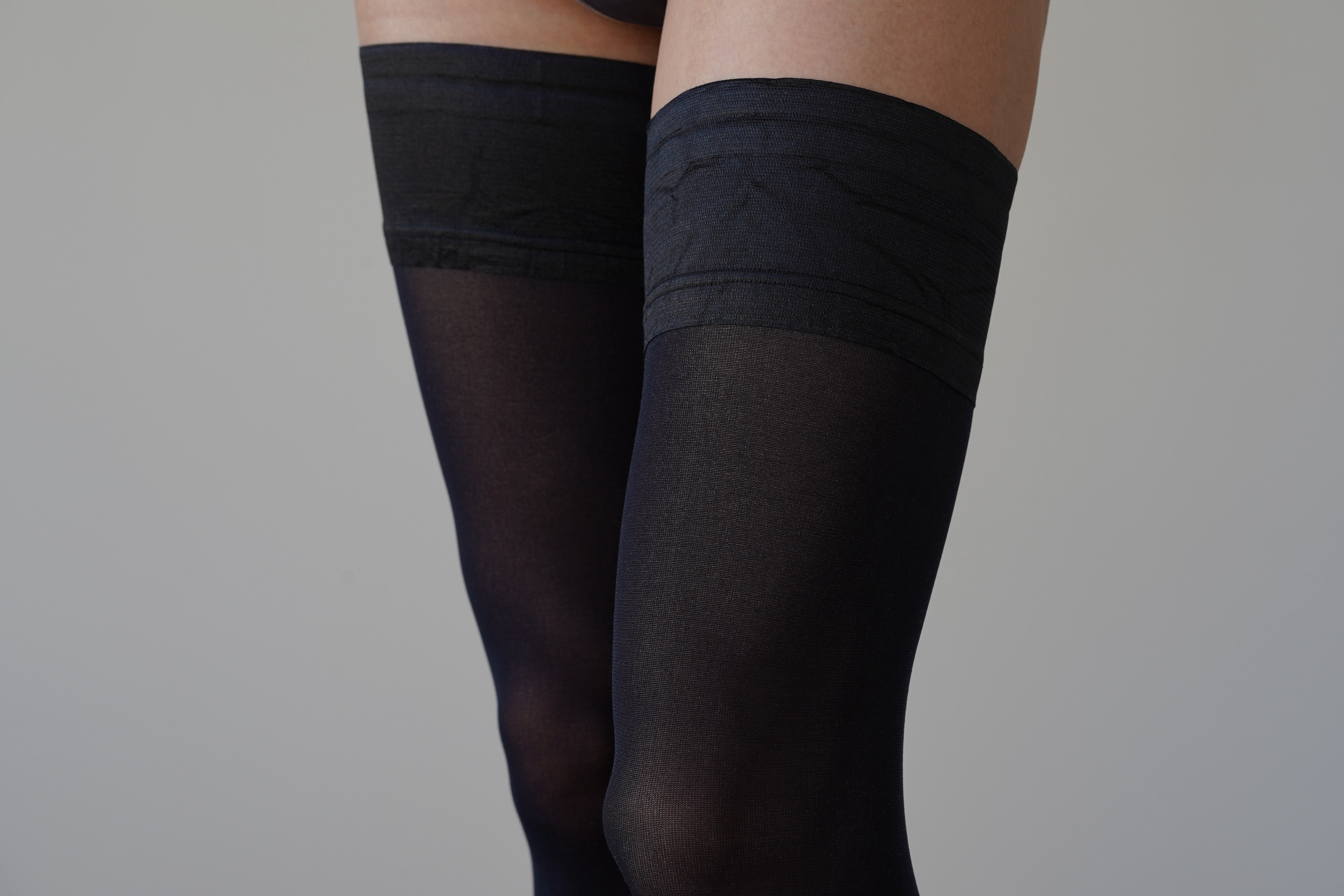 What are Opera Length Stockings – VienneMilano