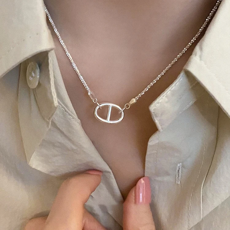 Vrouwen Fashion Vierkante Schelpketting, Veelzijdig en Stijlvol, Past Bij Elke Outfit, Een Essentieel Accessoire voor Elke Garderobe.