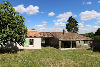 maison à Saint-Sornin (17)