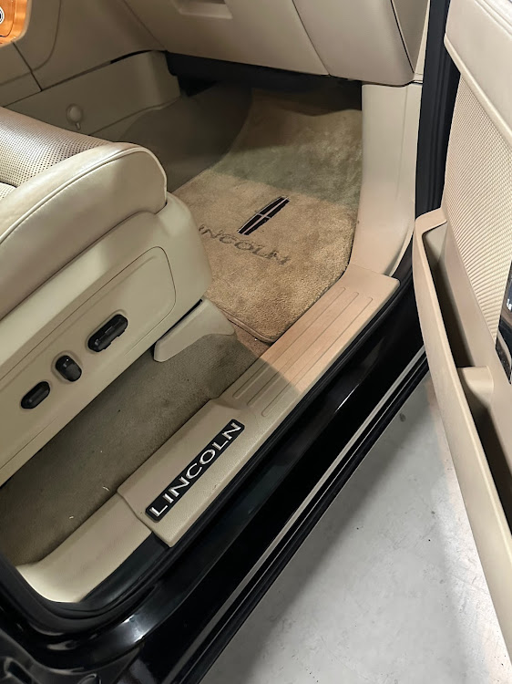 ナビゲーターのDIY・アメ車・整備・ナビゲーターに関するカスタム事例の投稿画像6枚目