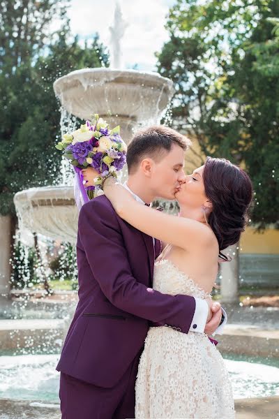 Fotógrafo de casamento Yuliya Vasileva (crimeanphoto). Foto de 4 de novembro 2018