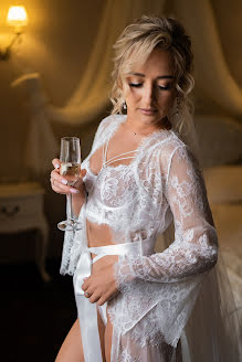 Wedding photographer Evgeniya Khomchanovskaya (homchanovskaya). Photo of 28 January