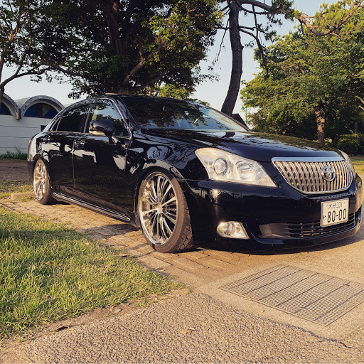 クラウンマジェスタ Urs6のマジェスタ クラウンアスリート 車高調整 愛車カスタムエピソードに関するカスタム メンテナンスの投稿画像 車のカスタム情報はcartune