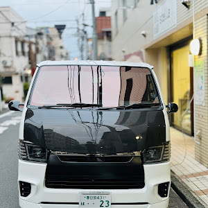 ハイエースバン TRH200V