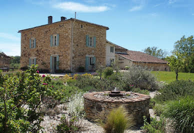 House with pool and terrace 13