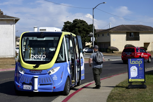 San Francisko dobio minibuse bez vozača posle proširenja usluge 'robotaksija'