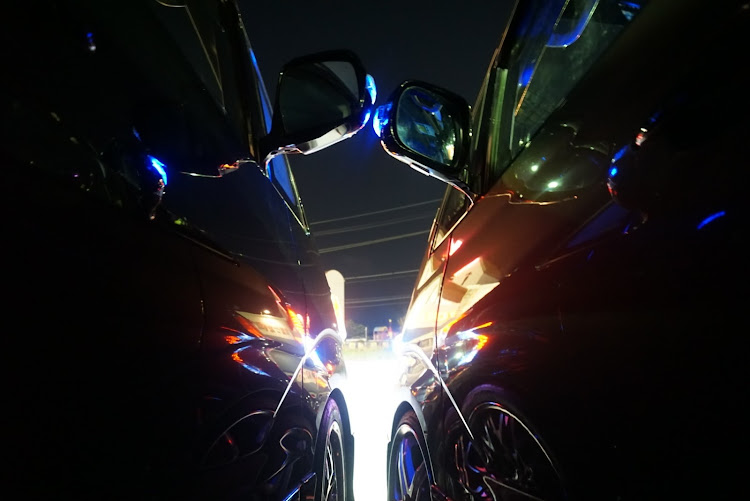 アルファードのコラボ・10アルファード・おすすめアングル・愛車撮影に関するカスタム事例の投稿画像2枚目