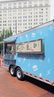 Pioneer Courthouse Square, Carts on the Square food cart pod, Burger Stevens, one of my favorite top 3 favorite cheeseburgers in Portland