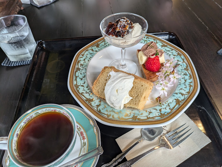 86の桜🌸コラボオフ会・ジゅんベリーcafe・PROJECT.Rｽｨｰﾂ部・ロケバニwideに関するカスタム事例の投稿画像11枚目